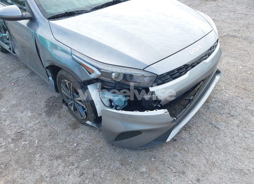 Photo 6 of 2024 Kia Forte LXS (VIN 3KPF24AD1RE759533)