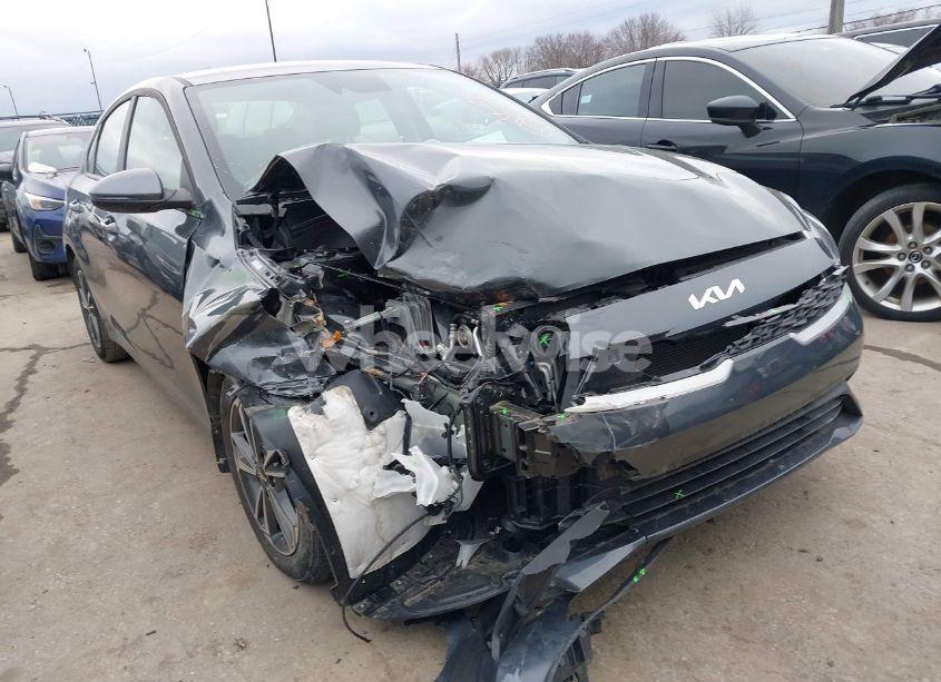 2024 Kia Forte LXS (VIN 3KPF24AD1RE770872) main photo