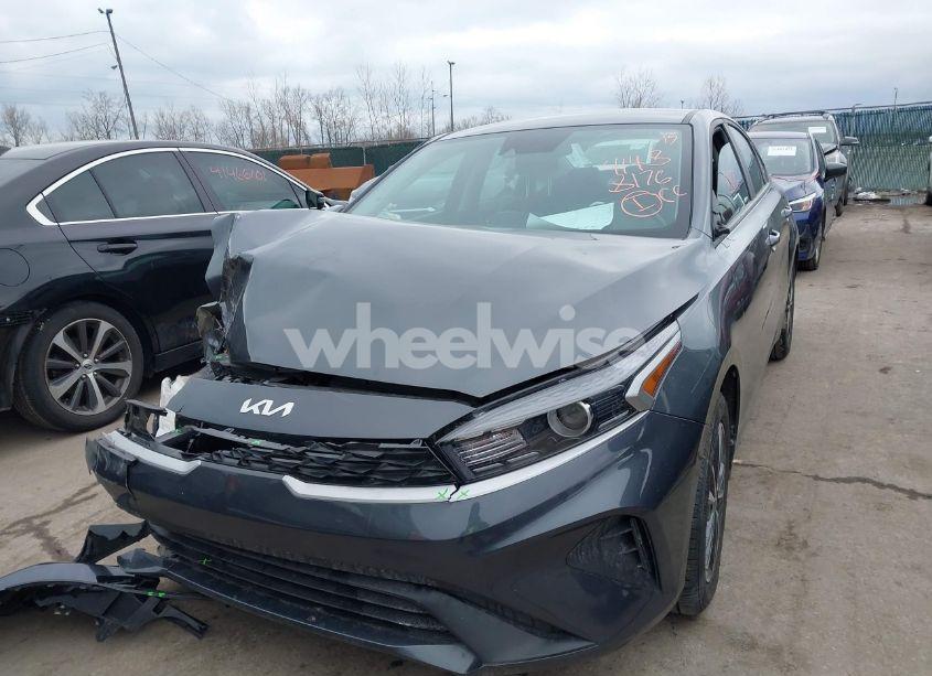 Photo 2 of 2024 Kia Forte LXS (VIN 3KPF24AD1RE770872)