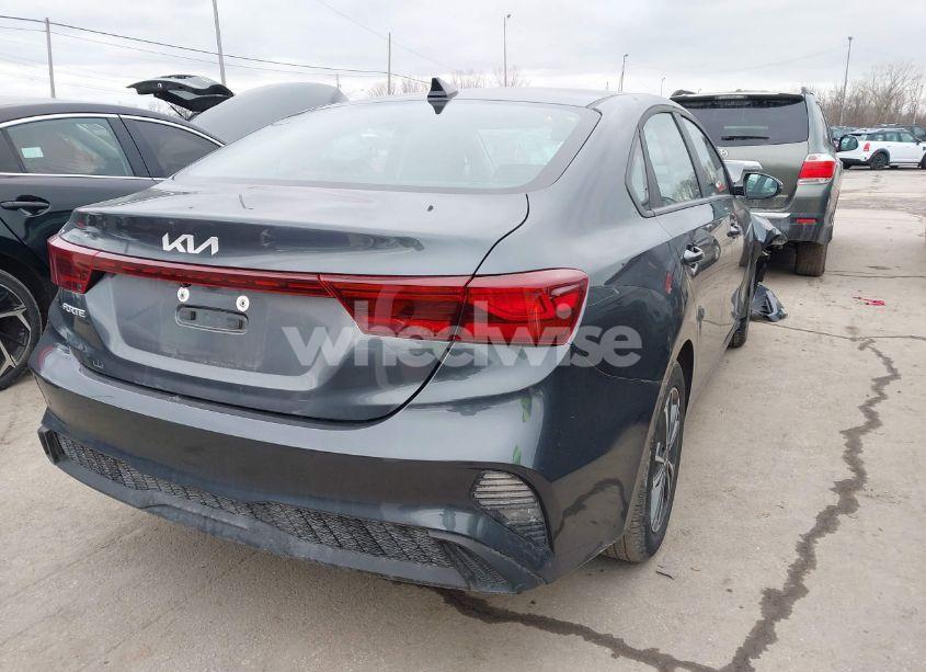 Photo 4 of 2024 Kia Forte LXS (VIN 3KPF24AD1RE770872)