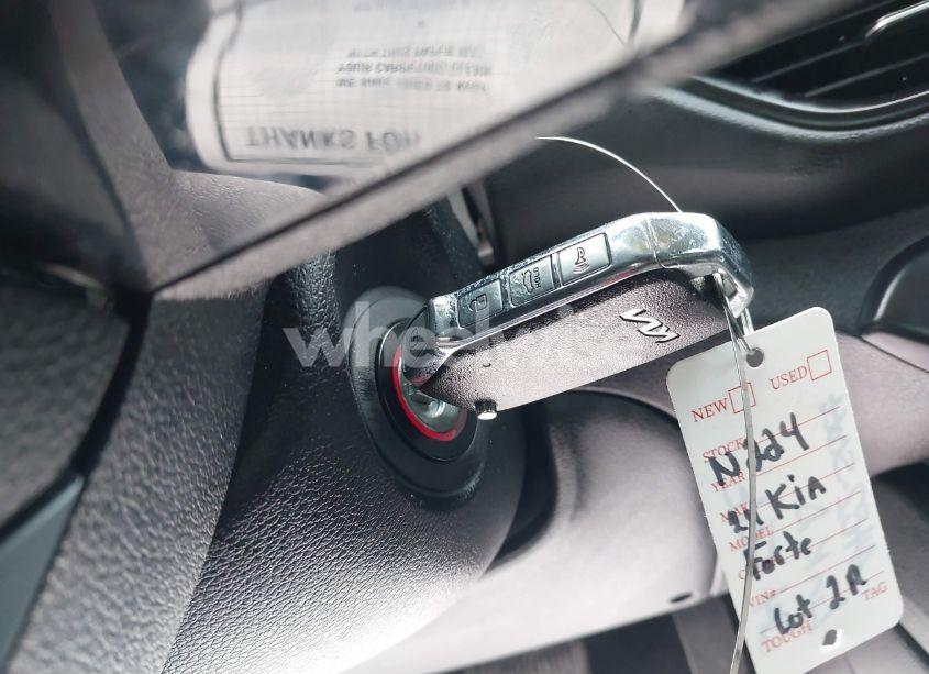 Photo 11 of 2024 Kia Forte LXS (VIN 3KPF24AD1RE779295)