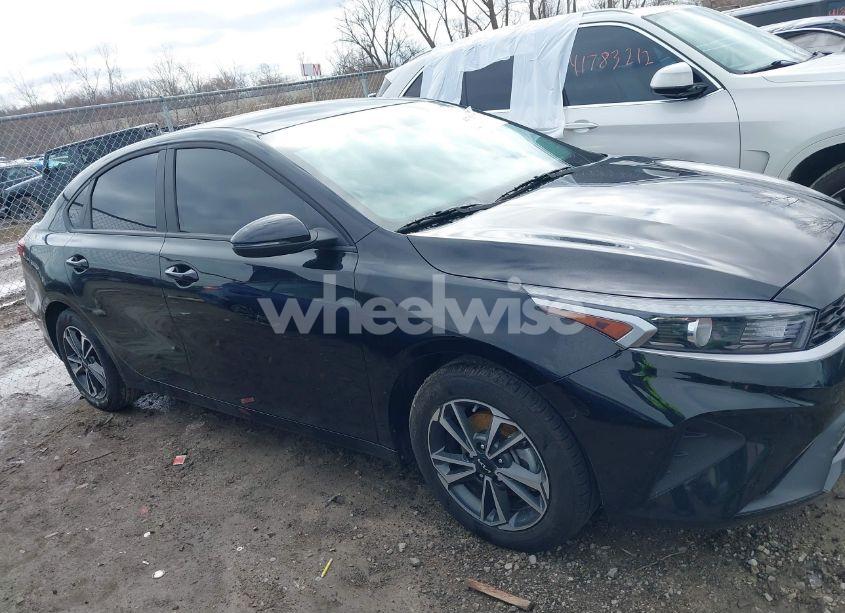 Photo 13 of 2024 Kia Forte LXS (VIN 3KPF24AD1RE779295)