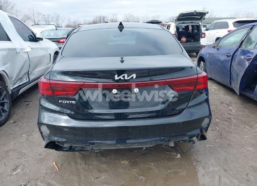 Photo 16 of 2024 Kia Forte LXS (VIN 3KPF24AD1RE779295)
