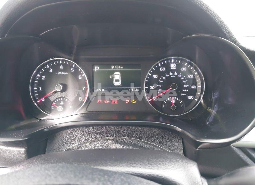 Photo 7 of 2024 Kia Forte LXS (VIN 3KPF24AD1RE779295)