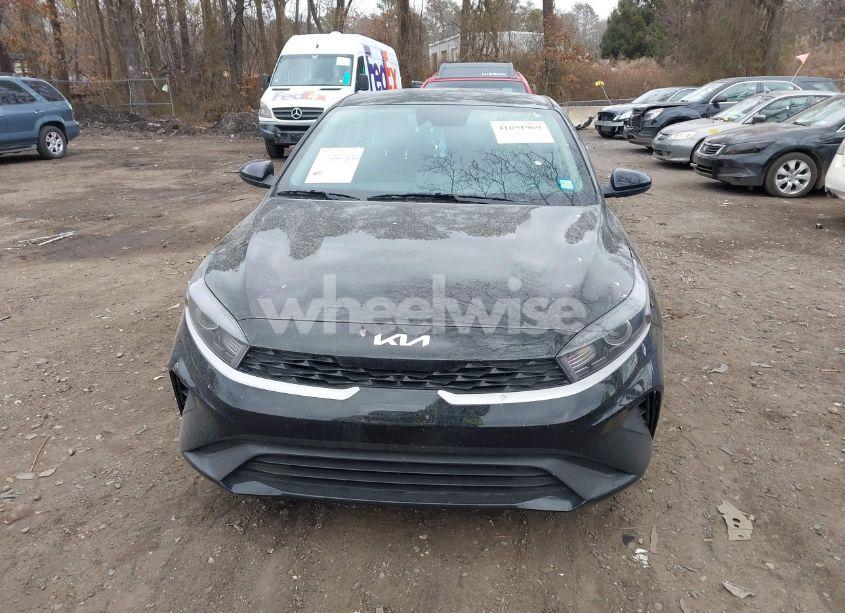 Photo 12 of 2024 Kia Forte LXS (VIN 3KPF24AD1RE804924)