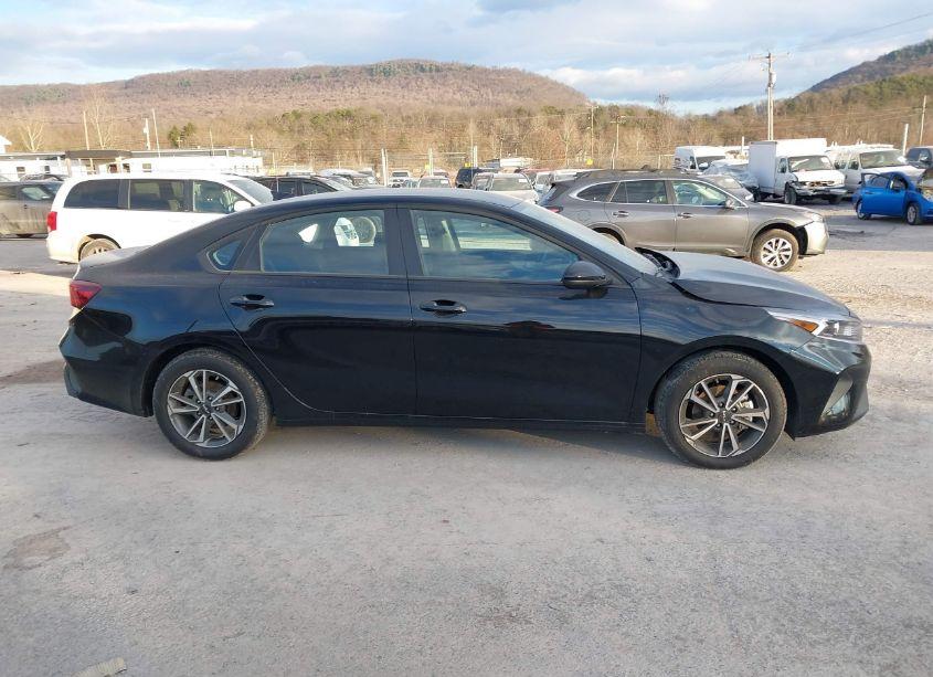 Photo 13 of 2024 Kia Forte LXS (VIN 3KPF24AD1RE825224)