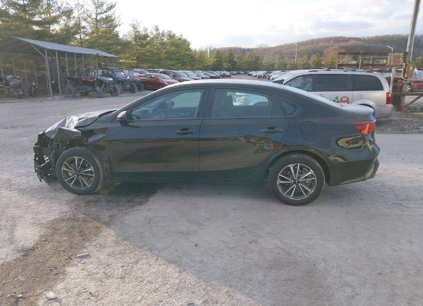Photo 14 of 2024 Kia Forte LXS (VIN 3KPF24AD1RE825224)