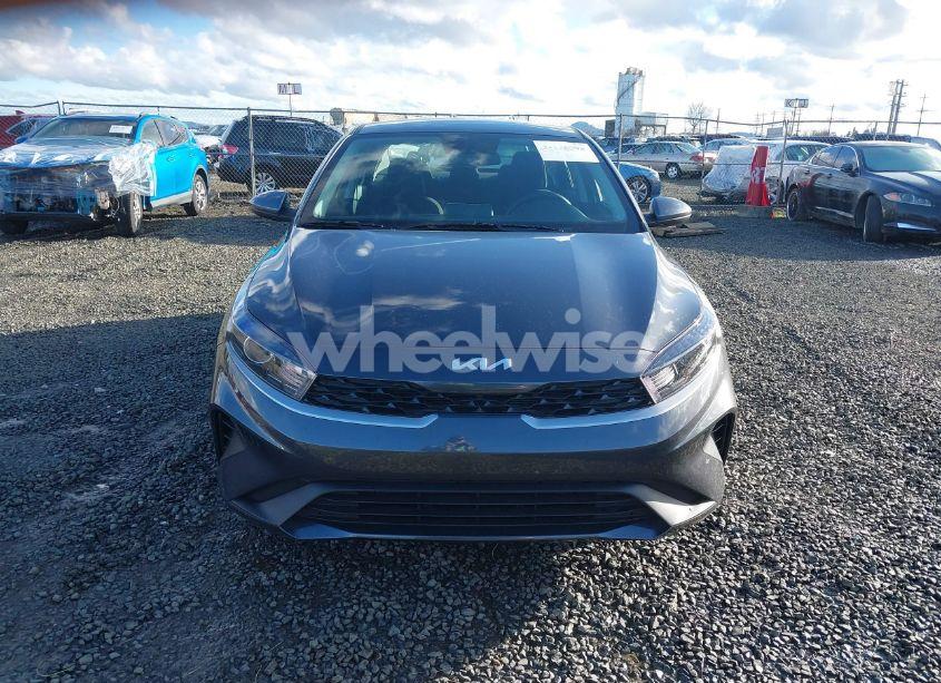 Photo 12 of 2024 Kia Forte LXS (VIN 3KPF24AD1RE828298)