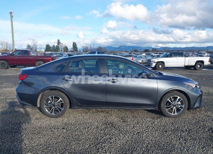 Photo 13 of 2024 Kia Forte LXS (VIN 3KPF24AD1RE828298)