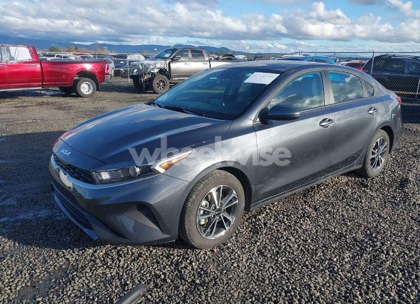 Photo 2 of 2024 Kia Forte LXS (VIN 3KPF24AD1RE828298)