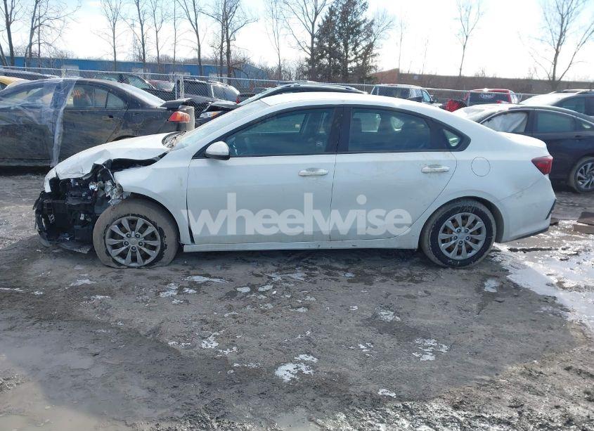 Photo 14 of 2019 Kia Forte FE (VIN 3KPF24AD2KE009001)