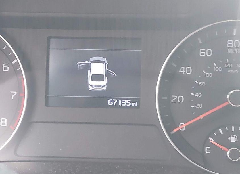 Photo 14 of 2019 Kia Forte LXS (VIN 3KPF24AD2KE011072)