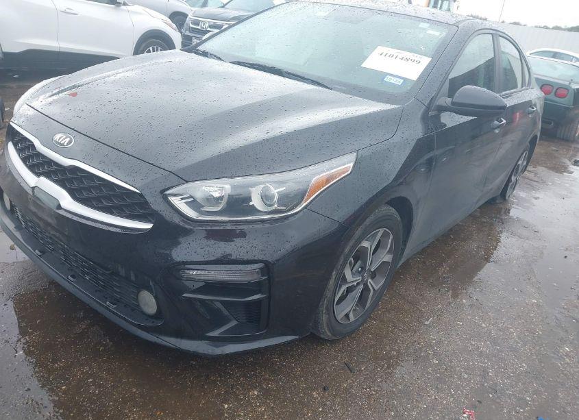 Photo 2 of 2019 Kia Forte LXS (VIN 3KPF24AD2KE011072)