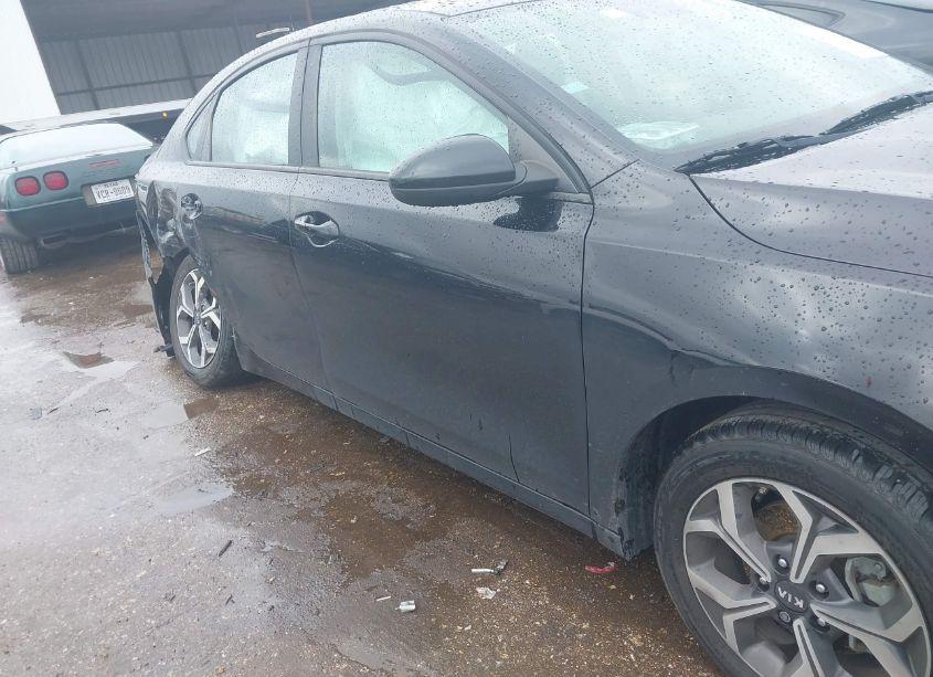 Photo 6 of 2019 Kia Forte LXS (VIN 3KPF24AD2KE011072)