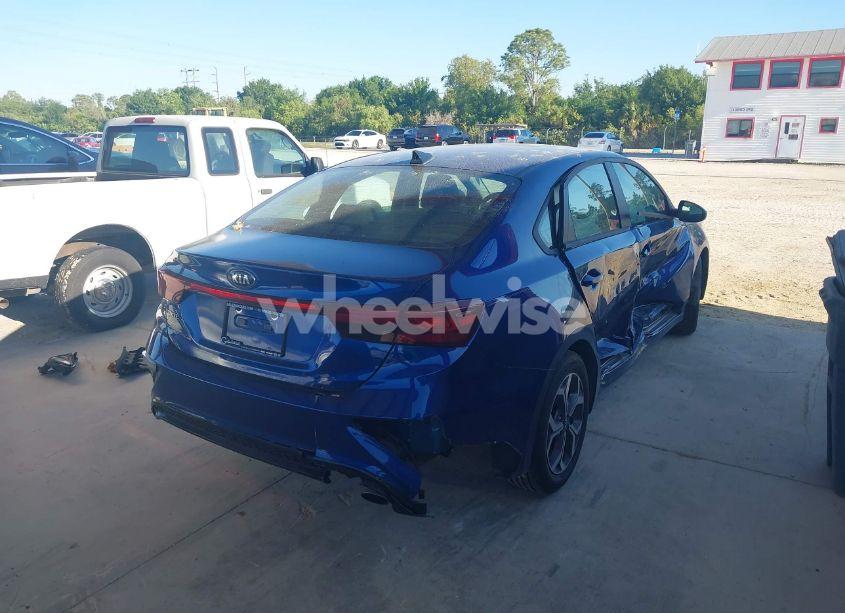 Photo 4 of 2019 Kia Forte LXS (VIN 3KPF24AD2KE020256)