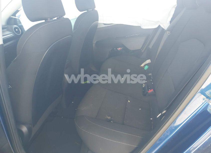 Photo 8 of 2019 Kia Forte LXS (VIN 3KPF24AD2KE020256)