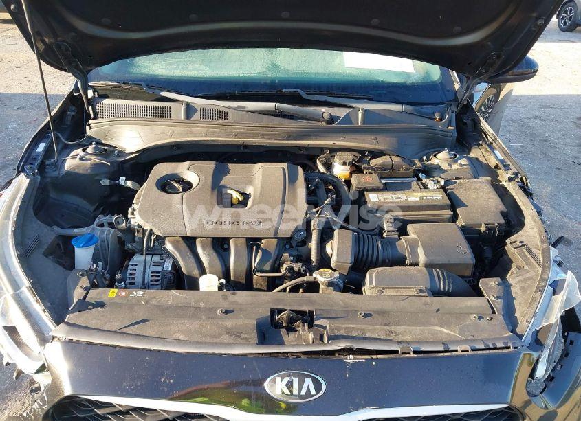 Photo 10 of 2019 Kia Forte LXS (VIN 3KPF24AD2KE045187)