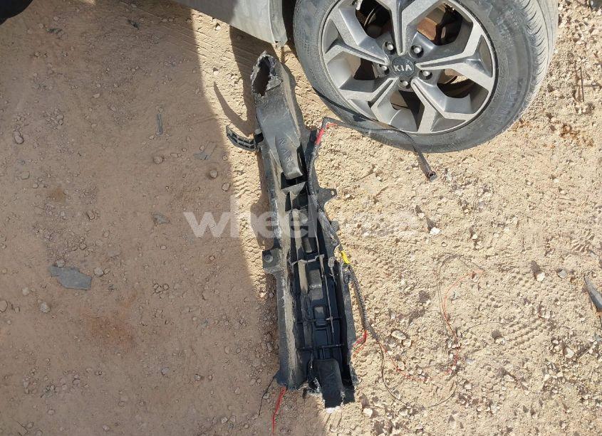 Photo 12 of 2019 Kia Forte LXS (VIN 3KPF24AD2KE052897)