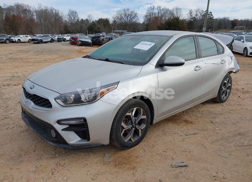 Photo 2 of 2019 Kia Forte LXS (VIN 3KPF24AD2KE052897)