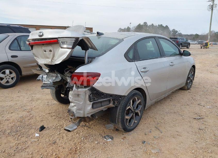 Photo 4 of 2019 Kia Forte LXS (VIN 3KPF24AD2KE052897)