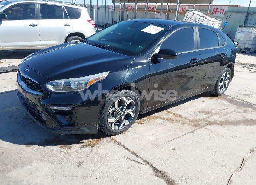 Photo 2 of 2019 Kia Forte LXS (VIN 3KPF24AD2KE090047)