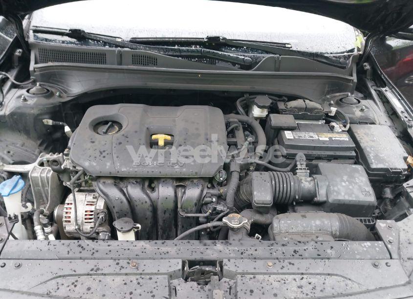 Photo 10 of 2019 Kia Forte LXS (VIN 3KPF24AD2KE098732)