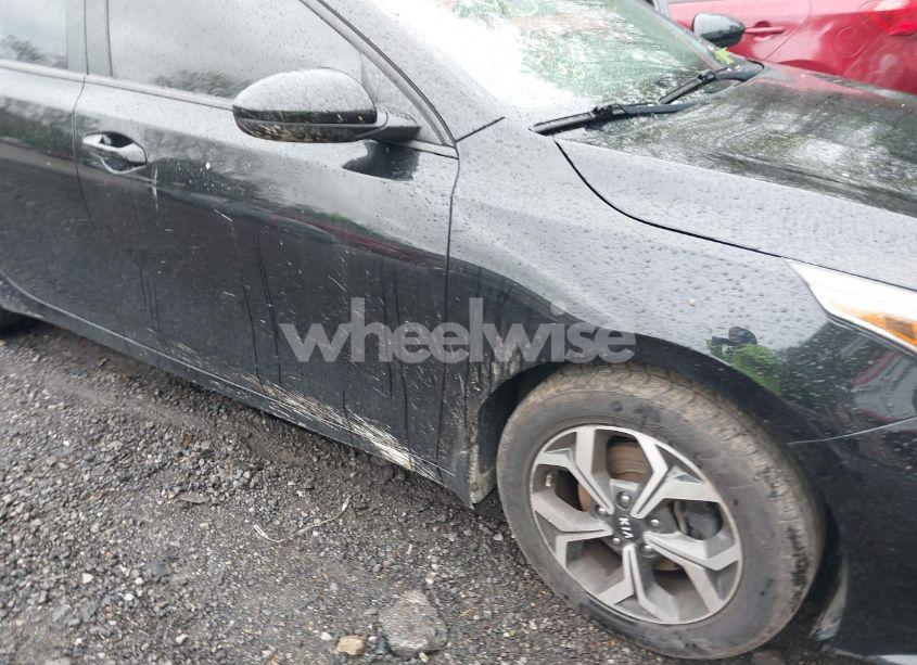 Photo 19 of 2019 Kia Forte LXS (VIN 3KPF24AD2KE098732)