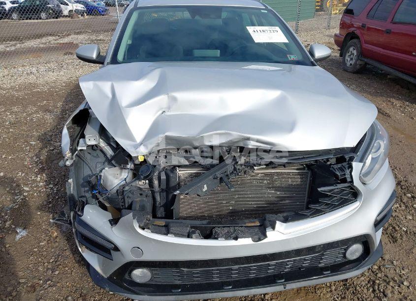 Photo 6 of 2019 Kia Forte LXS (VIN 3KPF24AD2KE099010)