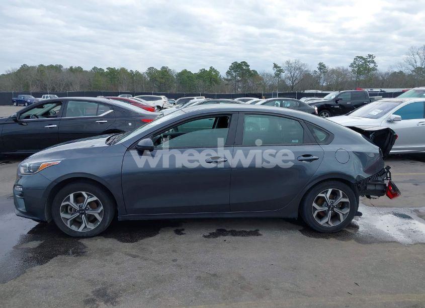 Photo 14 of 2019 Kia Forte LXS (VIN 3KPF24AD2KE115920)