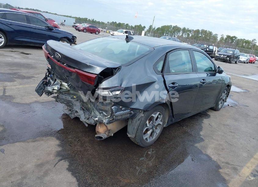 Photo 4 of 2019 Kia Forte LXS (VIN 3KPF24AD2KE115920)