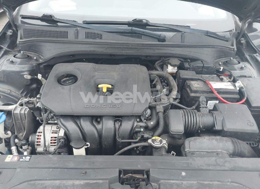 Photo 10 of 2019 Kia Forte FE (VIN 3KPF24AD2KE129705)