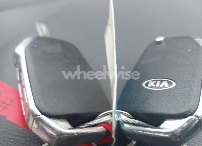 Photo 11 of 2019 Kia Forte FE (VIN 3KPF24AD2KE129705)