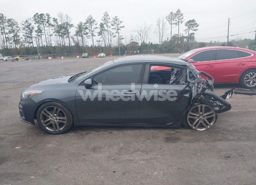 Photo 14 of 2019 Kia Forte FE (VIN 3KPF24AD2KE129705)