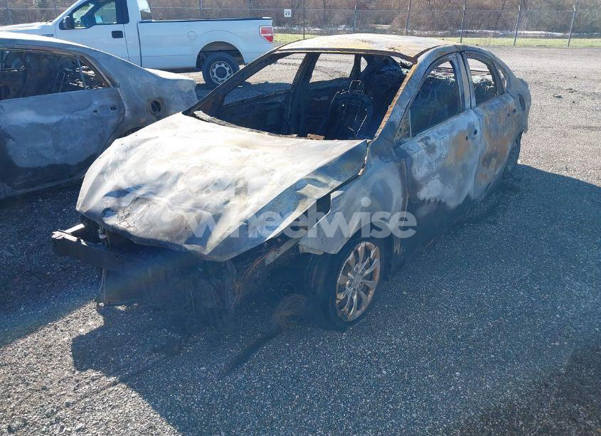 Photo 2 of 2019 Kia Forte FE (VIN 3KPF24AD2KE133172)