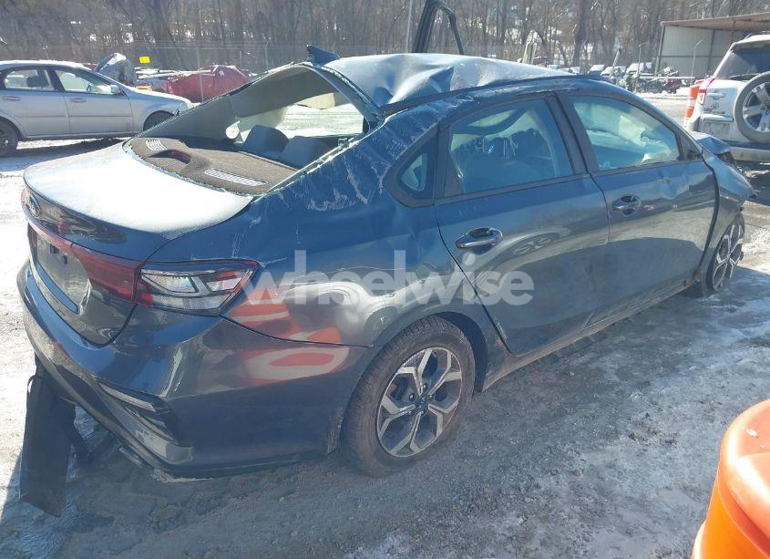 Photo 4 of 2020 Kia Forte LXS (VIN 3KPF24AD2LE143038)