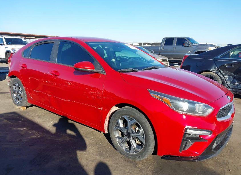 2020 Kia Forte LXS (VIN 3KPF24AD2LE156694) main photo
