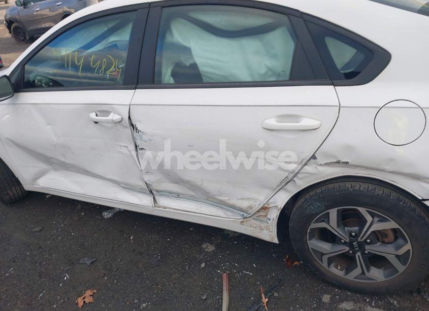 Photo 6 of 2020 Kia Forte LXS (VIN 3KPF24AD2LE159014)