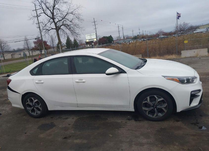 Photo 13 of 2020 Kia Forte LXS (VIN 3KPF24AD2LE188769)