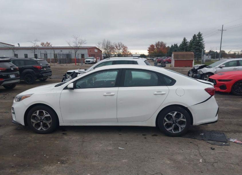 Photo 14 of 2020 Kia Forte LXS (VIN 3KPF24AD2LE188769)