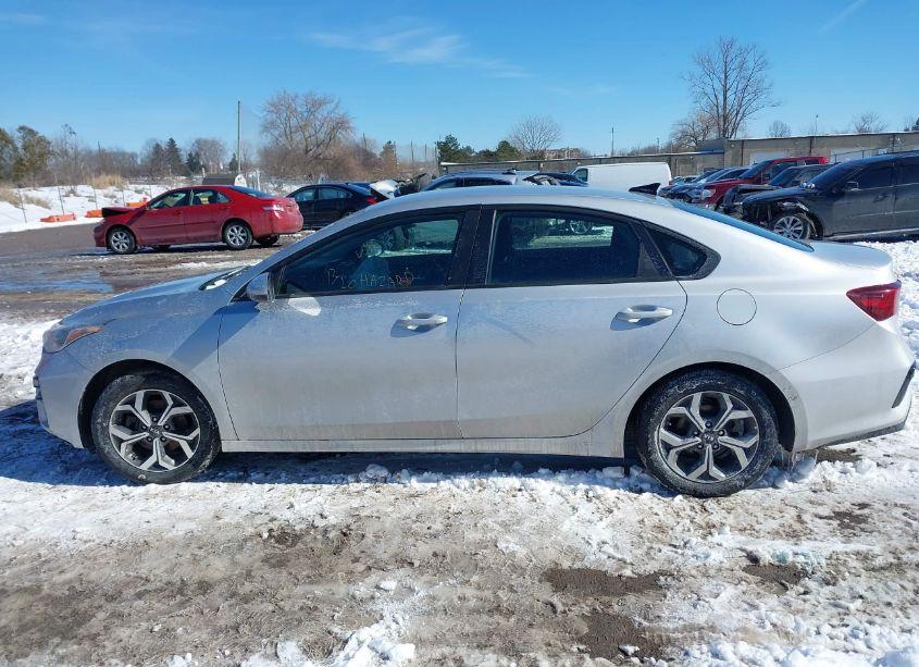 Photo 13 of 2020 Kia Forte LXS (VIN 3KPF24AD2LE190733)