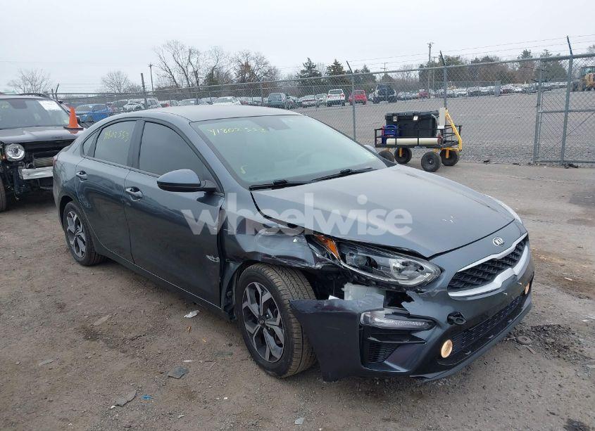 2020 Kia Forte LXS (VIN 3KPF24AD2LE197763) main photo