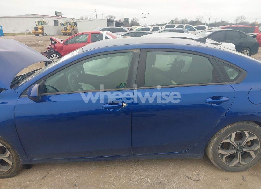 Photo 15 of 2020 Kia Forte LXS (VIN 3KPF24AD2LE214657)