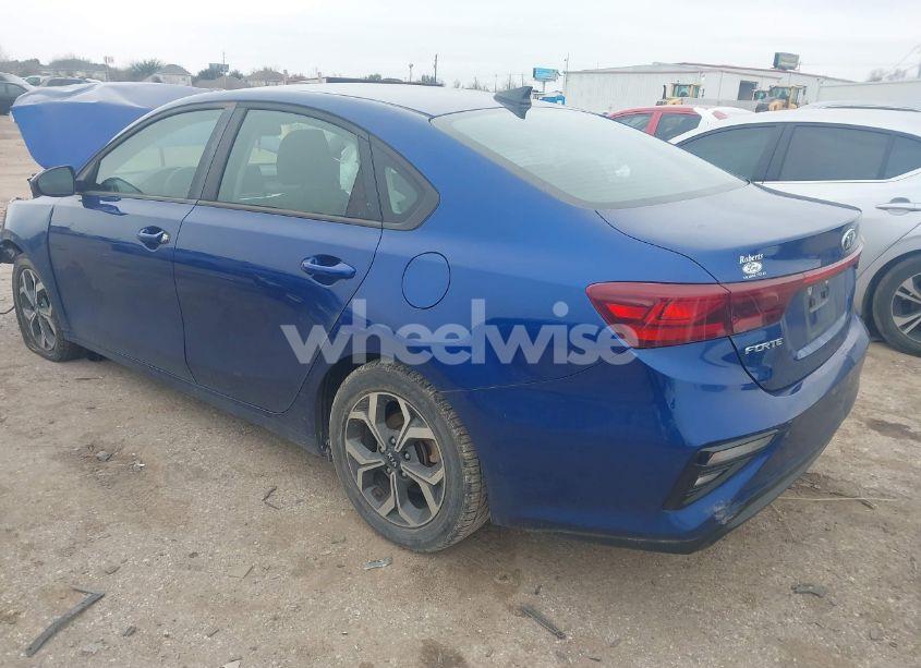 Photo 3 of 2020 Kia Forte LXS (VIN 3KPF24AD2LE214657)