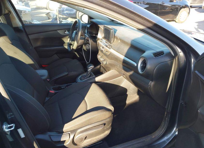 Photo 5 of 2020 Kia Forte LXS (VIN 3KPF24AD2LE217073)