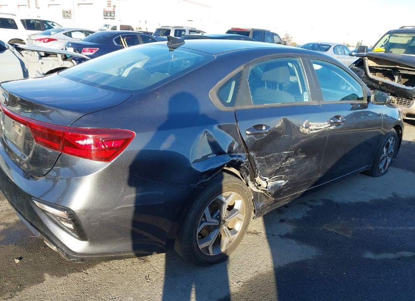 Photo 6 of 2020 Kia Forte LXS (VIN 3KPF24AD2LE217073)