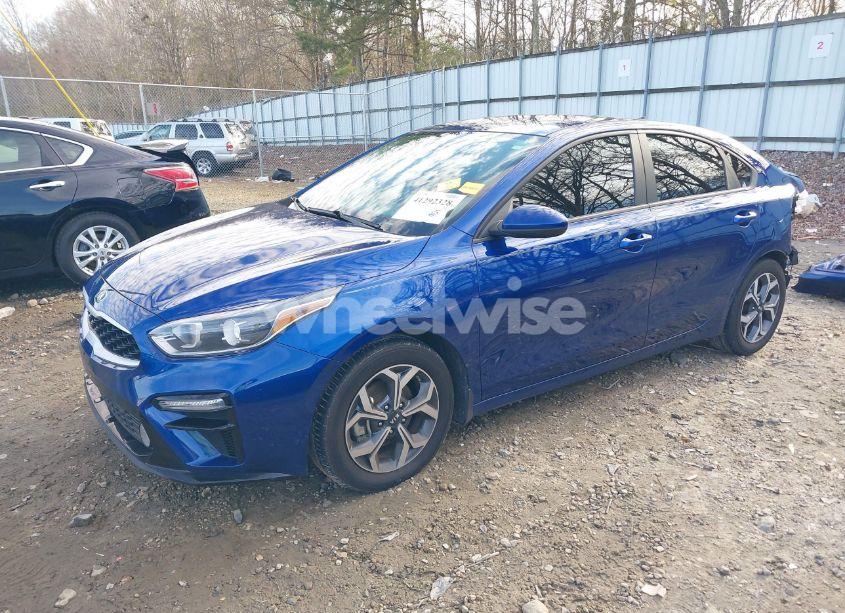 Photo 2 of 2020 Kia Forte LXS (VIN 3KPF24AD2LE232589)