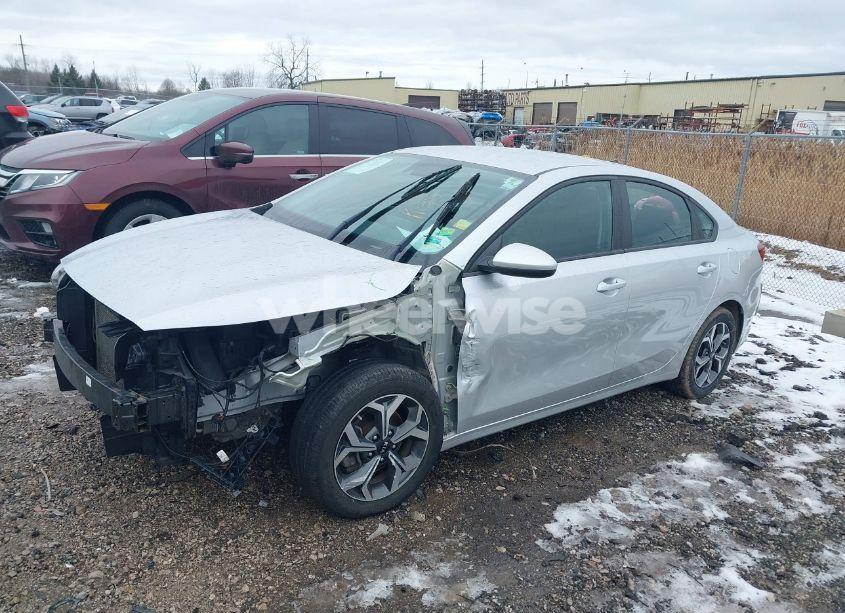 Photo 2 of 2020 Kia Forte LXS (VIN 3KPF24AD2LE236402)