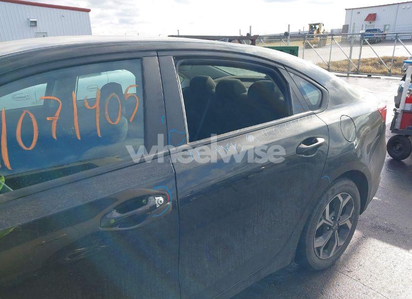 Photo 6 of 2020 Kia Forte LXS (VIN 3KPF24AD2LE239168)