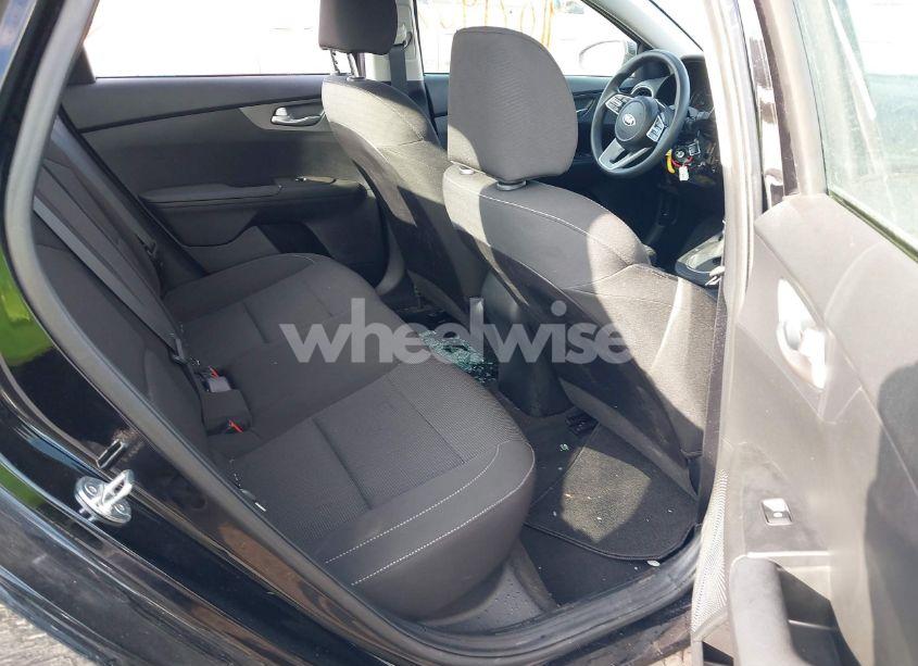 Photo 8 of 2020 Kia Forte LXS (VIN 3KPF24AD2LE239168)