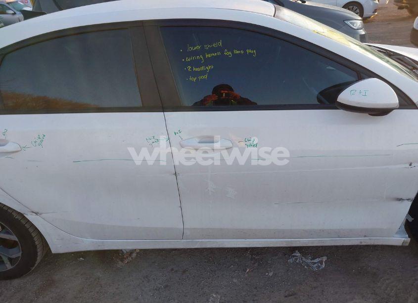 Photo 13 of 2021 Kia Forte LXS (VIN 3KPF24AD2ME276559)